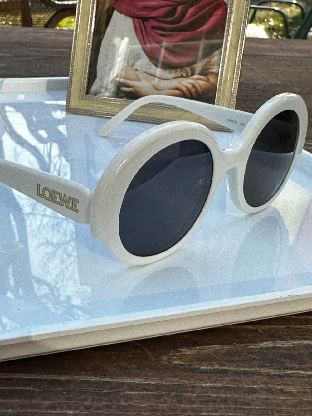 Loewe Round Sunglasses LW40135I White w/ COA Italy